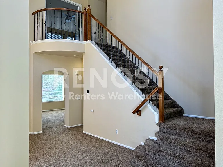 1467 S Haleyville Cir — Photo 3