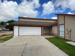 9514 Triola Ln, Houston, TX 77036