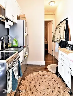 Rented by Douglas Elliman | media 5