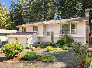 5453 Pineridge Dr NE, Bremerton, WA 98311