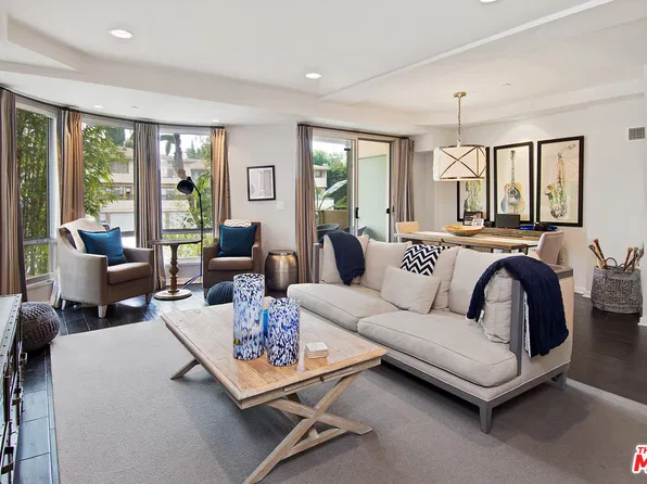 2111 S Beverly Glen Blvd APT 101, Los Angeles, CA 90025