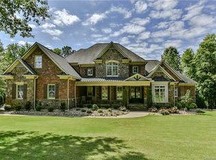 1404 Waybridge Way, Matthews, NC 28104