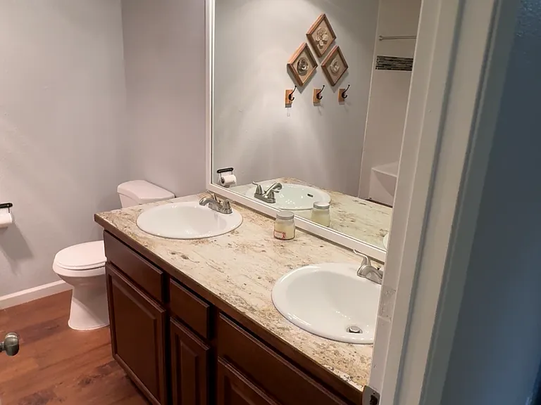 7820 Raymar Cir — Photo 18