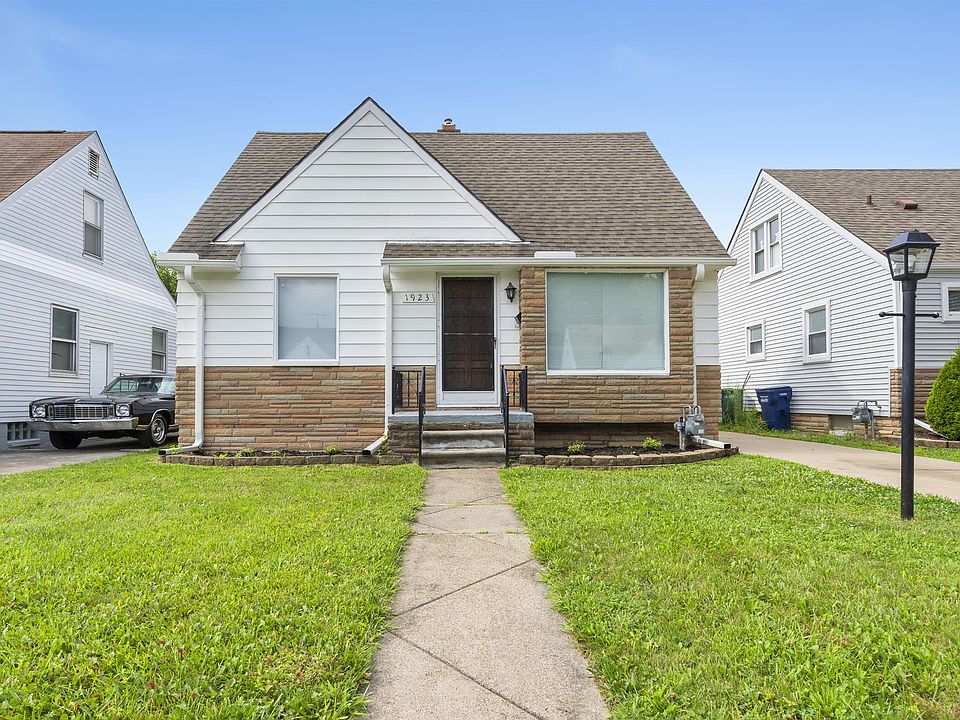 1st image of 1923 Morris Ave