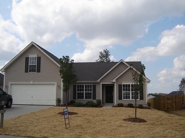 Beautiful Ranch w/ Bonus above garage!