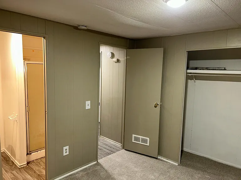 300 Knob Oak Ct — Photo 14