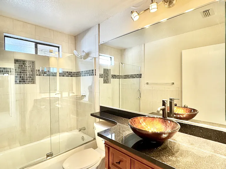 1123 S Villa Way — Photo 11
