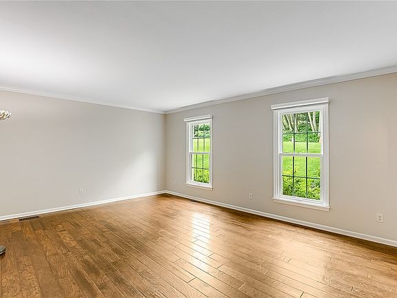 5th image of 5003 Lausanne Dr