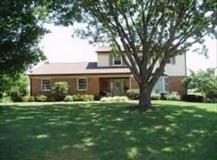 332 Little Creek Rd, Lancaster, PA 17601