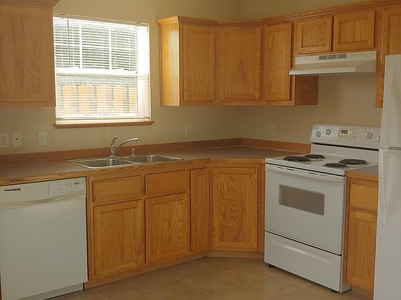 4th image of 2107 W Sussex Ave