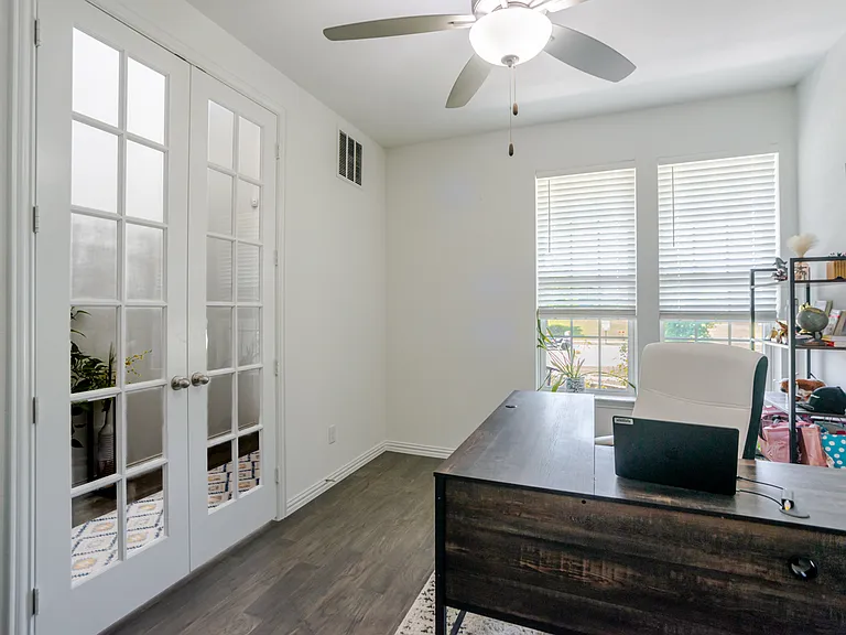 6642 Gavin Dr — Photo 5