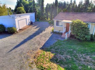 325 N Hawthorne St, Burlington, WA
