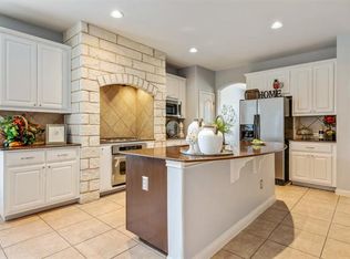 300 Ledge Stone Dr, Austin, TX 78737