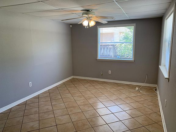 4th image of 3135 20th St N