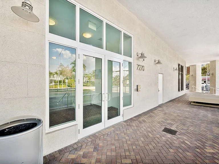 7270 SW 88th St #B203 — Photo 24