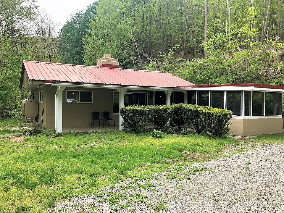 1251 Den Hill Rd