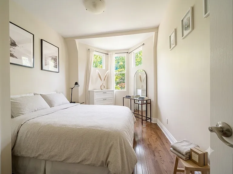 250 Brunswick Ave — Photo 6
