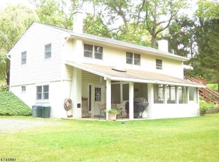 508 Maxim Dr, Andover, NJ 07821