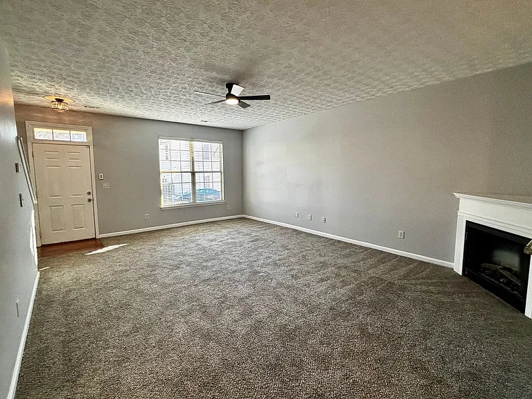 4249 High Park Ln — Photo 5