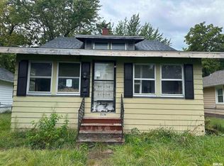 3136 9 1/2 St, Rock Island, IL 61201