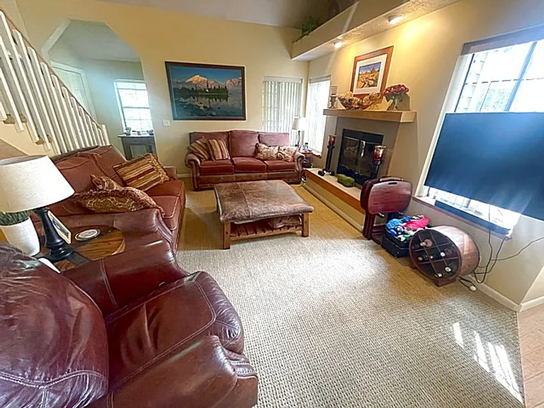 3065 W Elk Run Dr — Photo 3