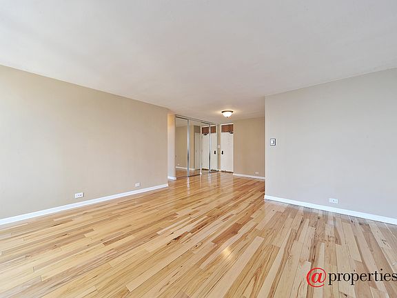 Living Room / Dining Room