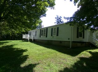 1025 Sherry Dr, Walnut Cove, NC 27052