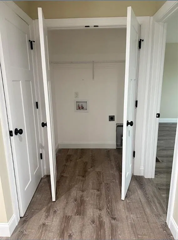 3 bed, 2.5 bath, 1600 sqft, $2,300 — Photo 4
