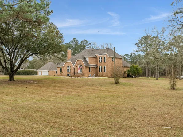 217 T Smith Rd, Hattiesburg, MS 39401