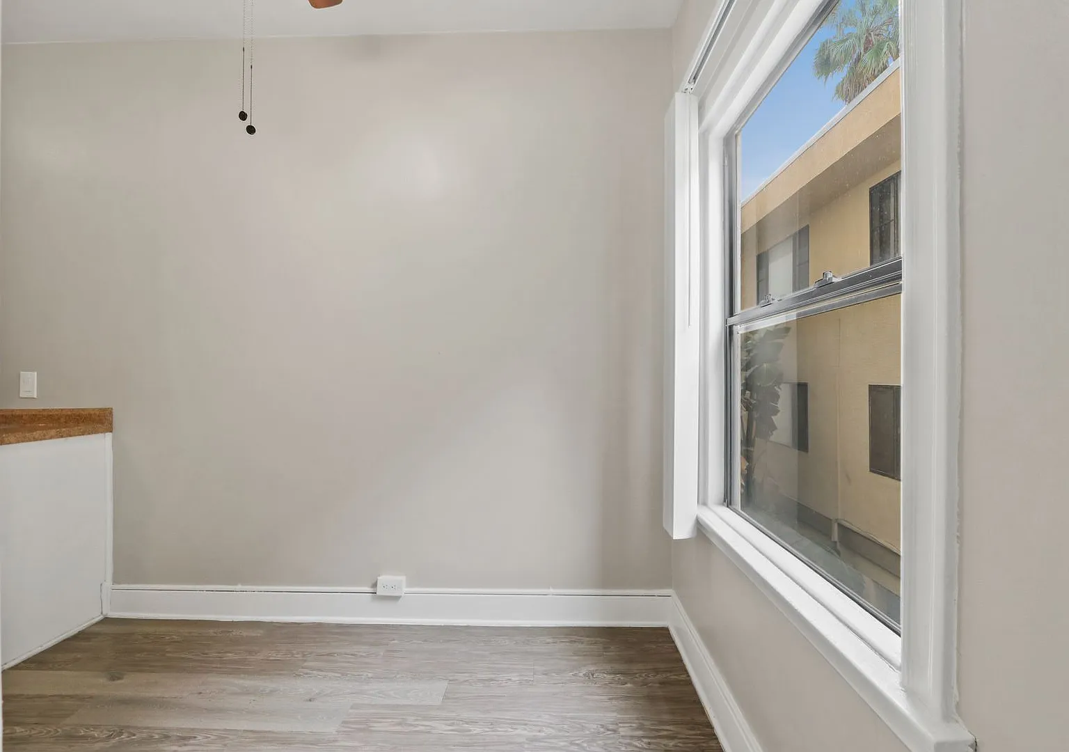 3621 S Pacific Ave — Photo 3