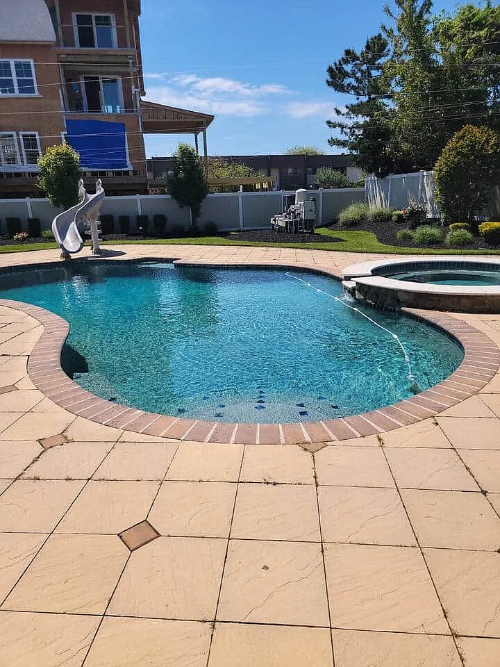 6 bed, $50,000 — Photo 3