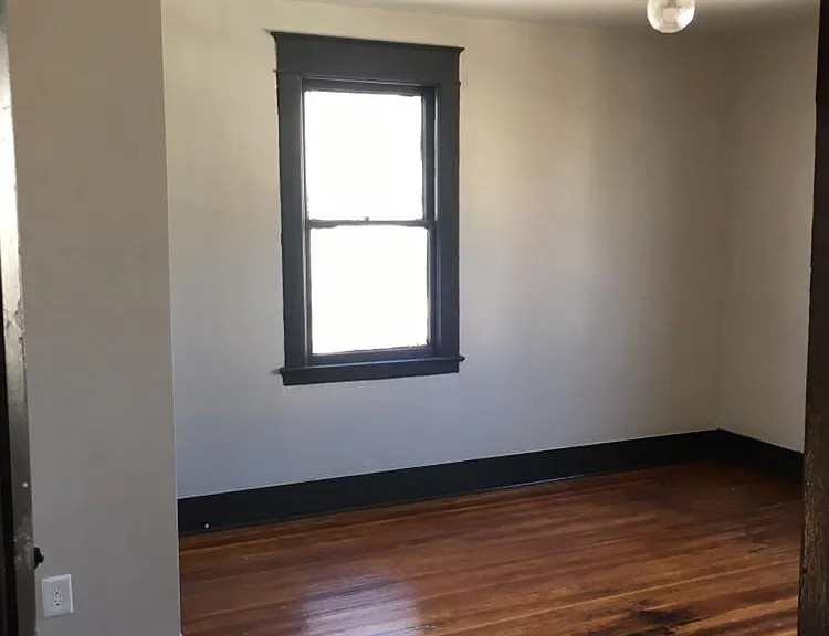 710 Marshall Ave SW — Photo 9