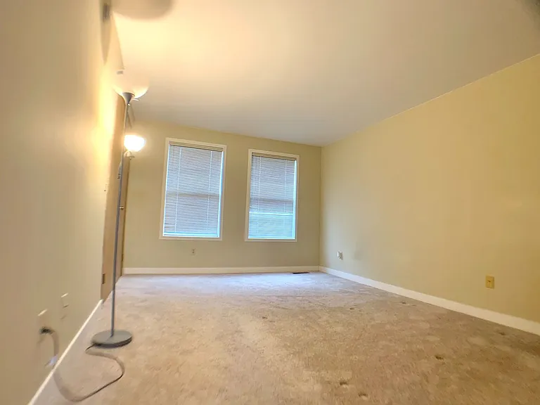 10250 NE 129th Ln — Photo 16