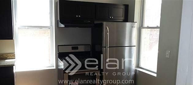 2nd image of 1706 W 17th St APT 2R