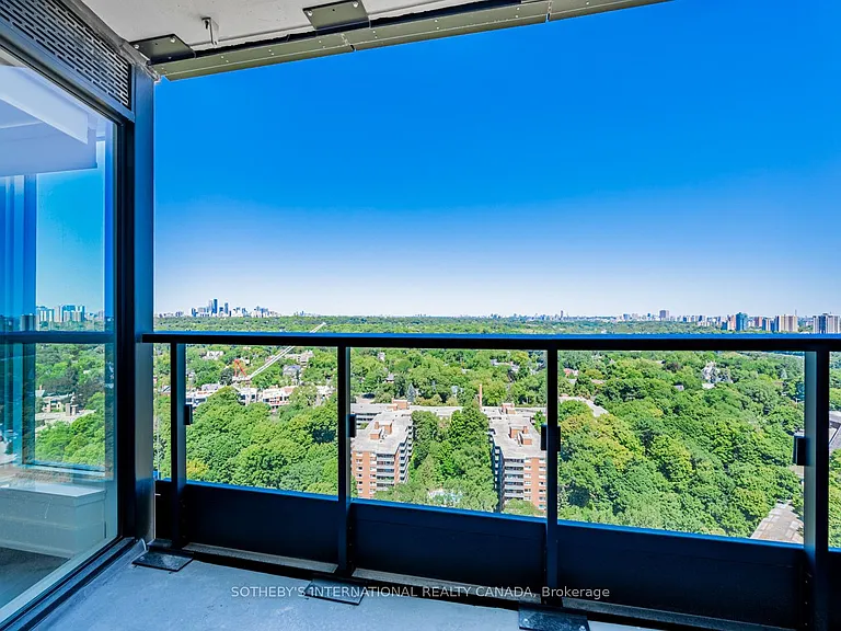 585 Bloor St E #2124 — Photo 23