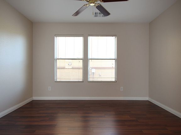 4th image of 684 Monument Point St