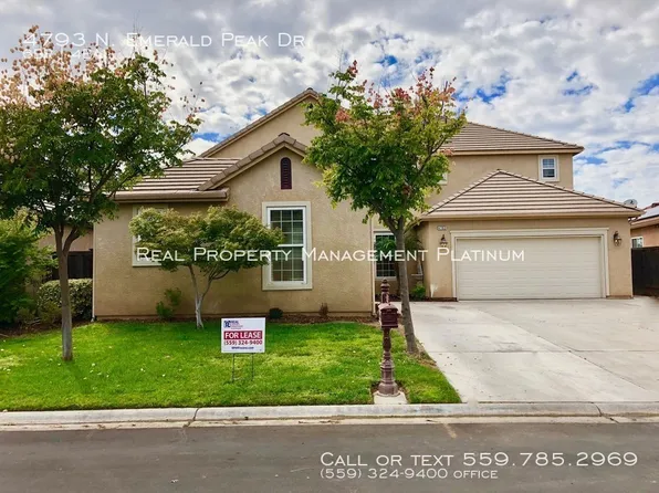 4793 N Emerald Peak Dr, Clovis, CA 93619