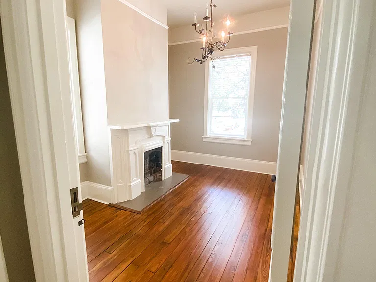 2501 Barnard St #A — Photo 13
