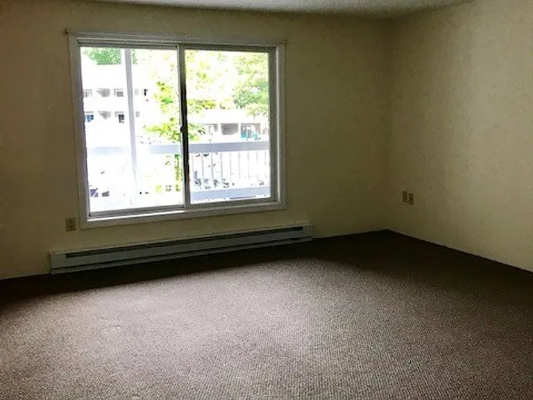 2G Salmon St — Photo 1