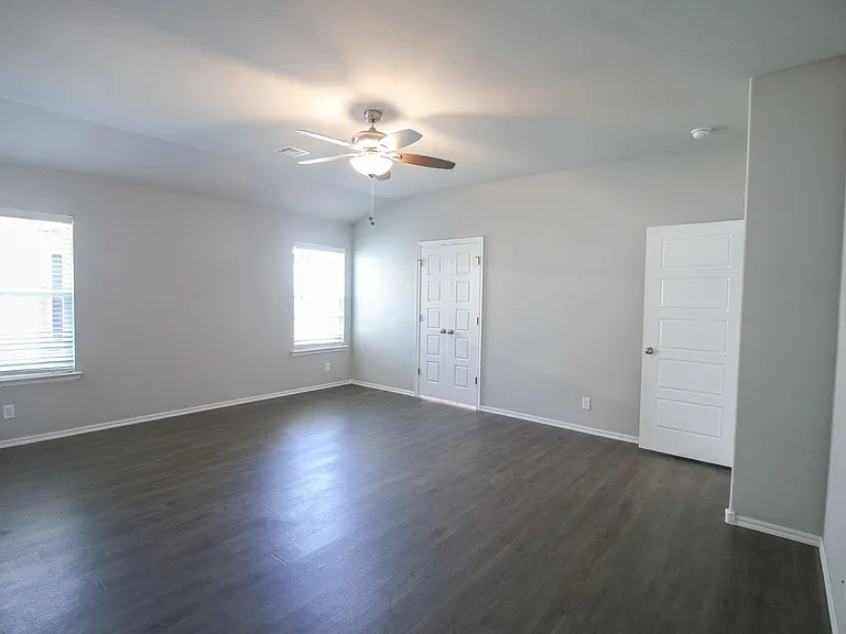 5309 Nassau Ave — Photo 26
