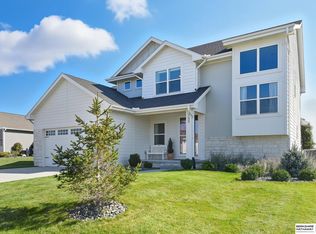 745 N 10th Ave, Springfield, NE 68059