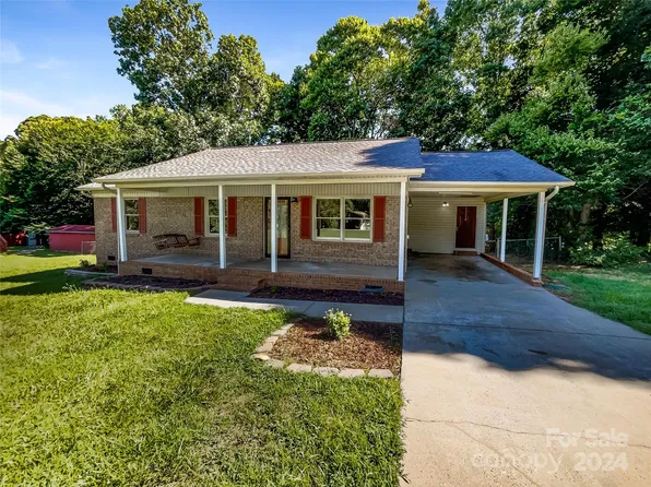 614 Durham Rd, Stanley, NC 28164