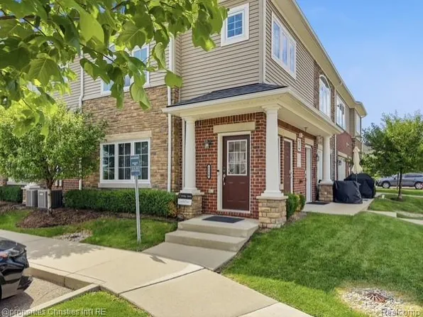 5530 Arbor Chase Dr Unit 14, Ann Arbor, MI 48103