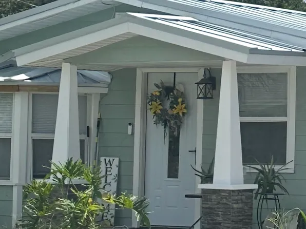 2836 Olympic St, Sarasota, FL 34231