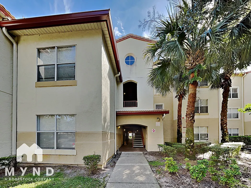 829 Camargo Way #306