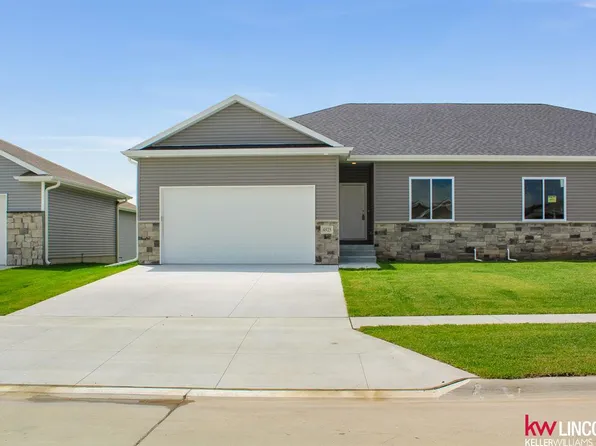 4925 Alvo Rd, Lincoln, NE 68514