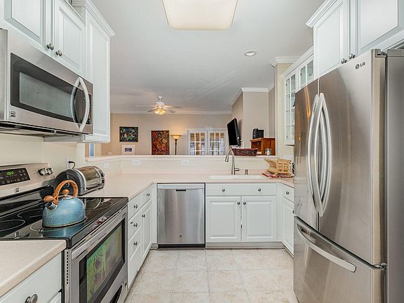 3rd image of 2541 Forest Shadows Ln