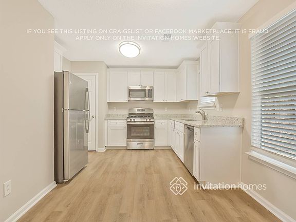 3rd image of 2736 Live Oak Trl