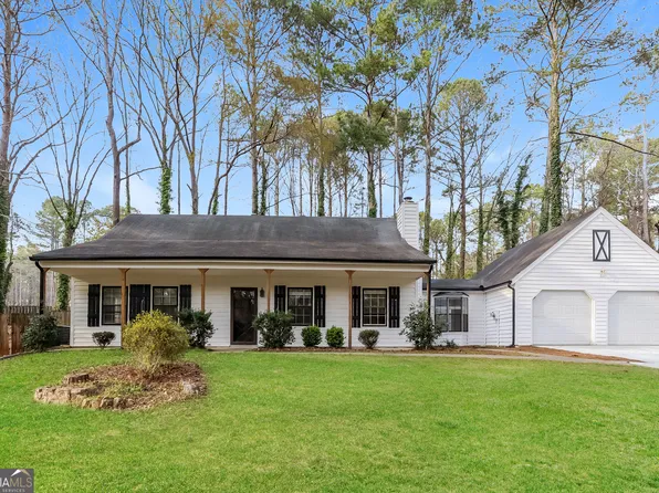 105 Spur Rdg, Peachtree City, GA 30269