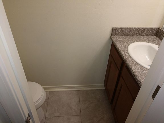 4th image of 2210 Richland Ave